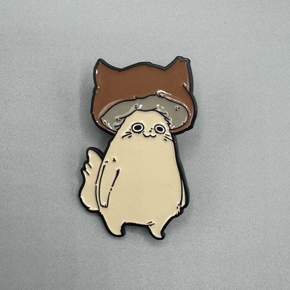 Guild Of Calamity Cat Shrooms Mystery Pin BEIGE FAT CAT New Open Box